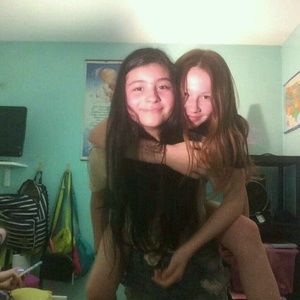 Meet your Posher, Kayla